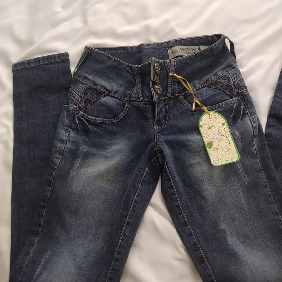 Jeans - Picture 3 of 6